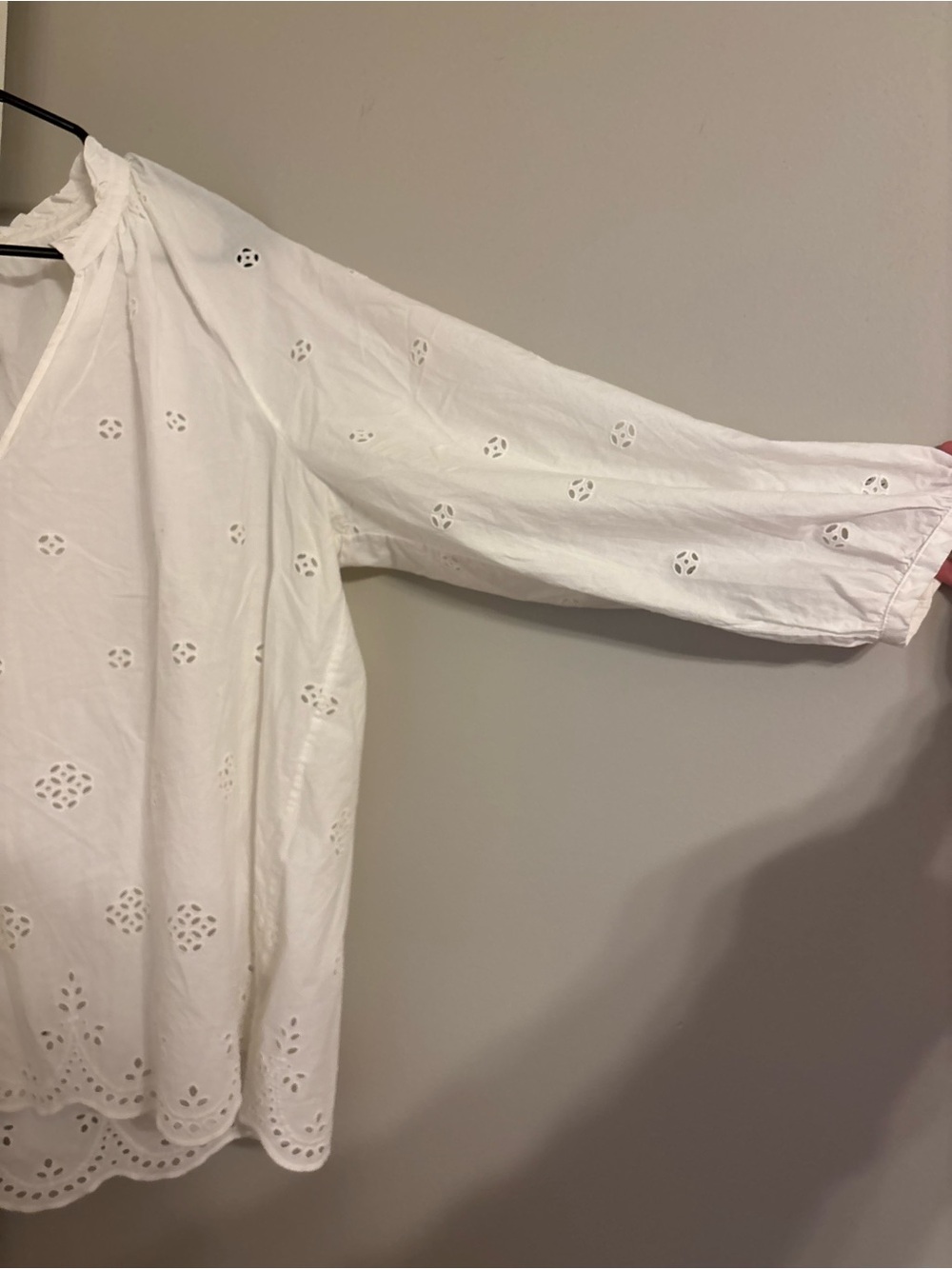 Madewell White Eyelet V-Neck Peasant Blouse Size L - Picture 3 of 5